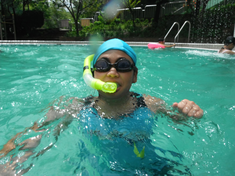 泰山藍艾比補習班夏令營戶外泳池活動